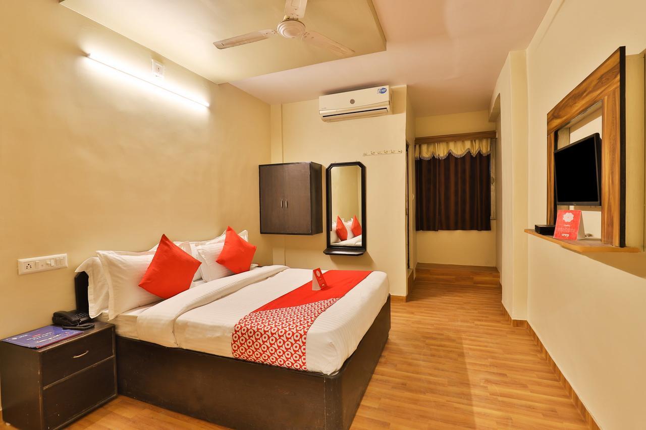 Oyo 11427 Hotel Kalyan أحمد أباد المظهر الخارجي الصورة