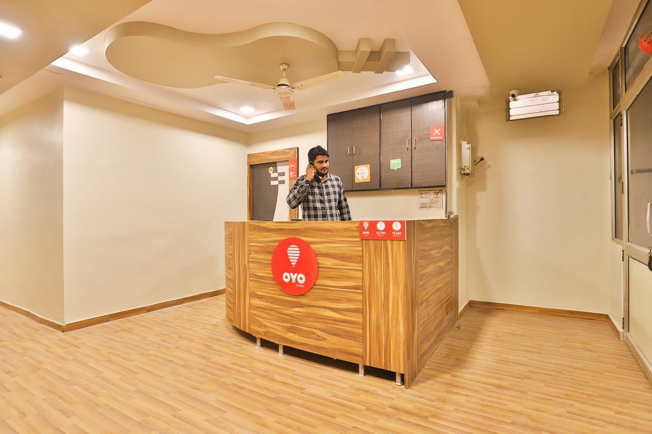 Oyo 11427 Hotel Kalyan أحمد أباد المظهر الخارجي الصورة