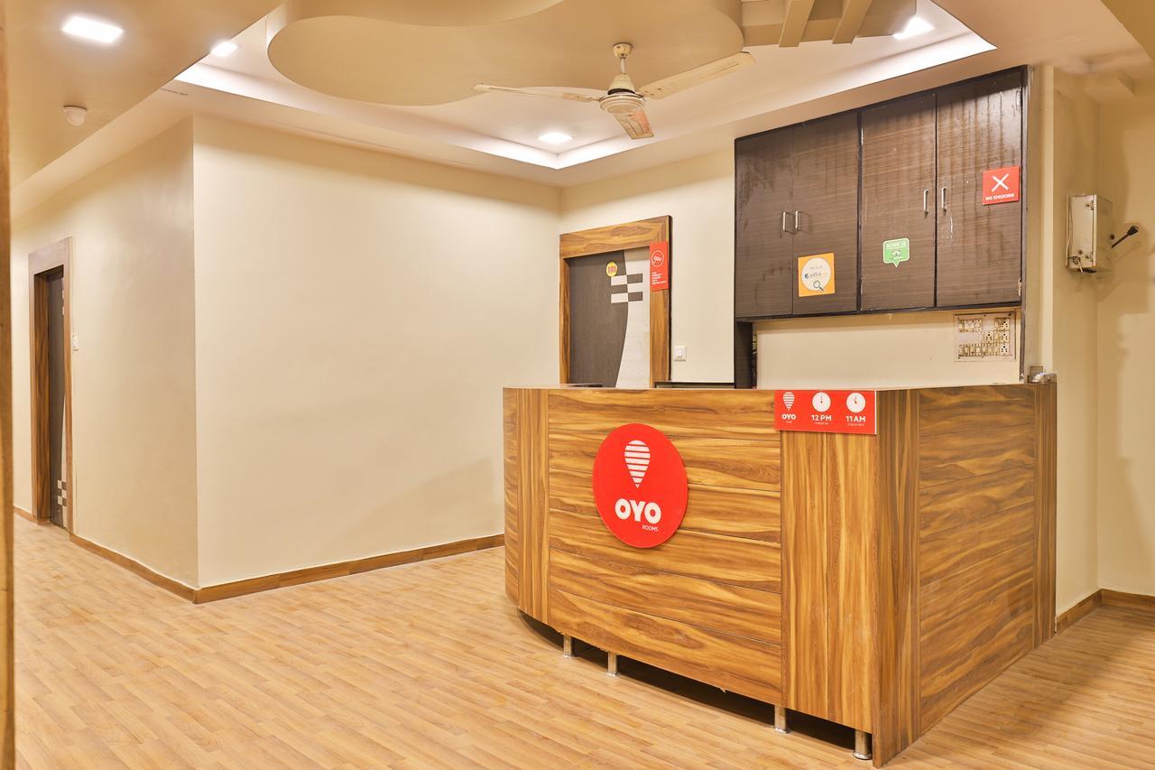 Oyo 11427 Hotel Kalyan أحمد أباد المظهر الخارجي الصورة